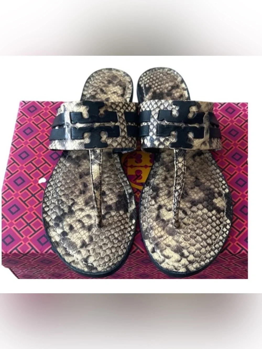 Tory Burch Leigh‎ Thong Sandals 9.5 Roccia Snakeskin Black Logo